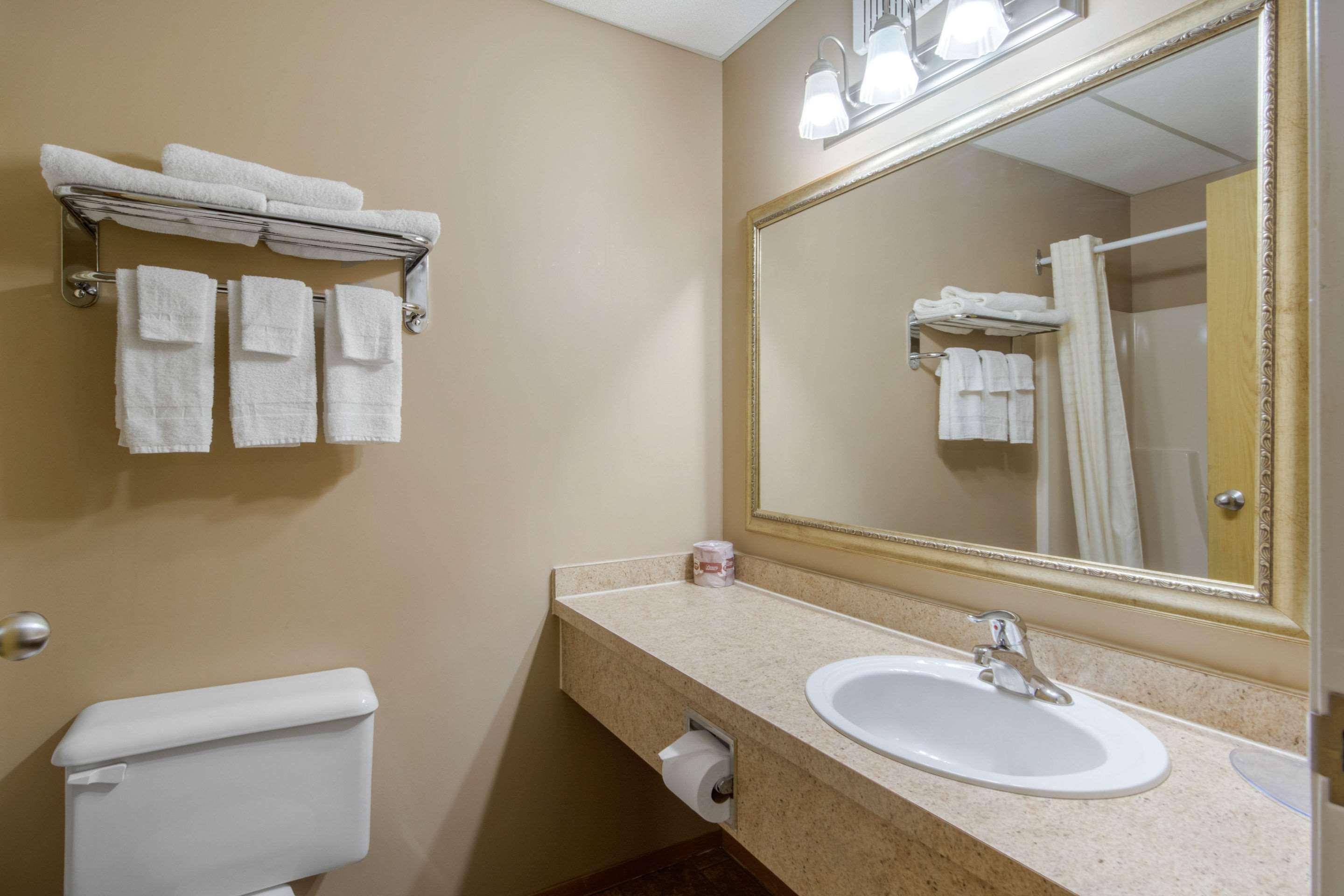 Econo Lodge Regina Extérieur photo