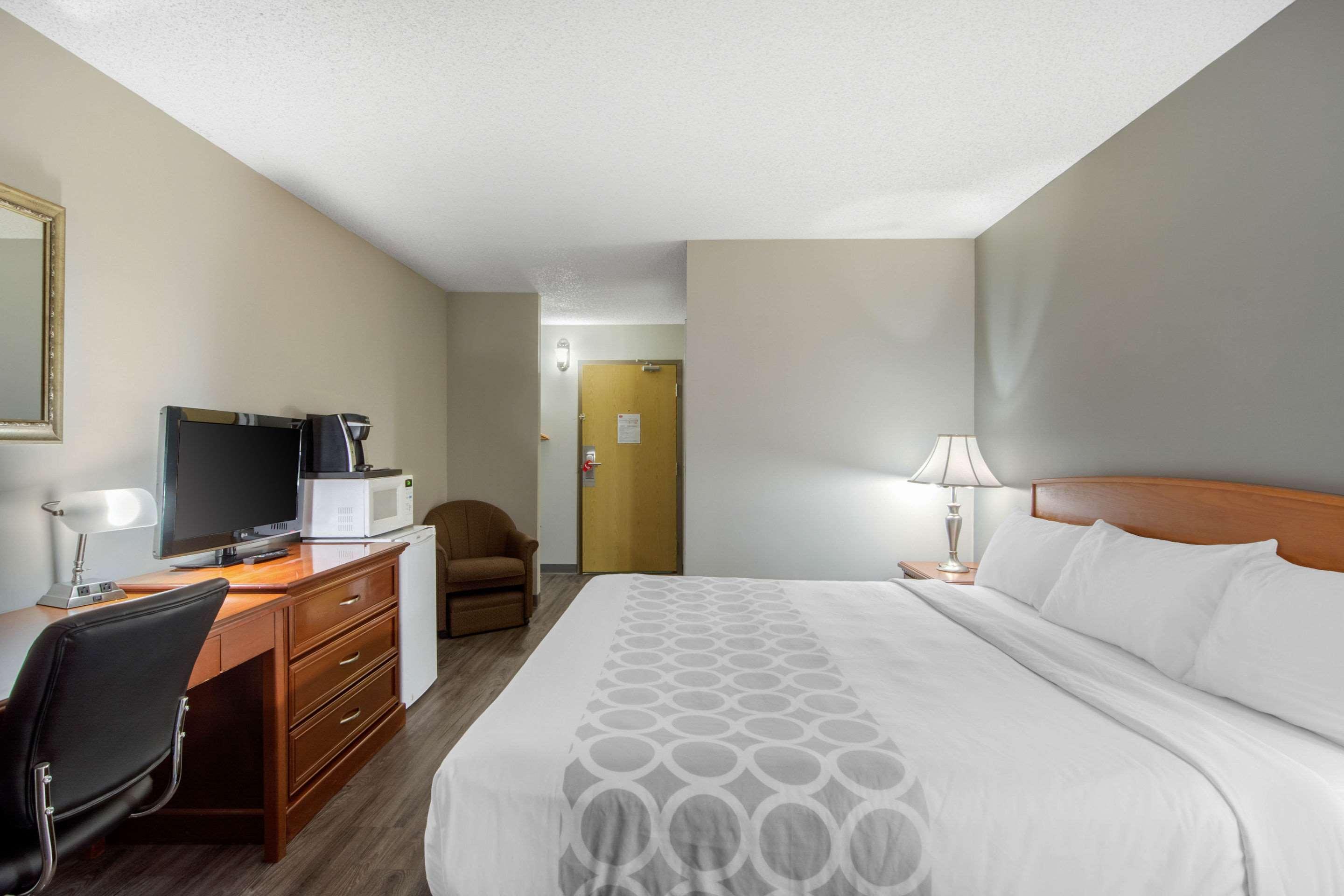 Econo Lodge Regina Extérieur photo