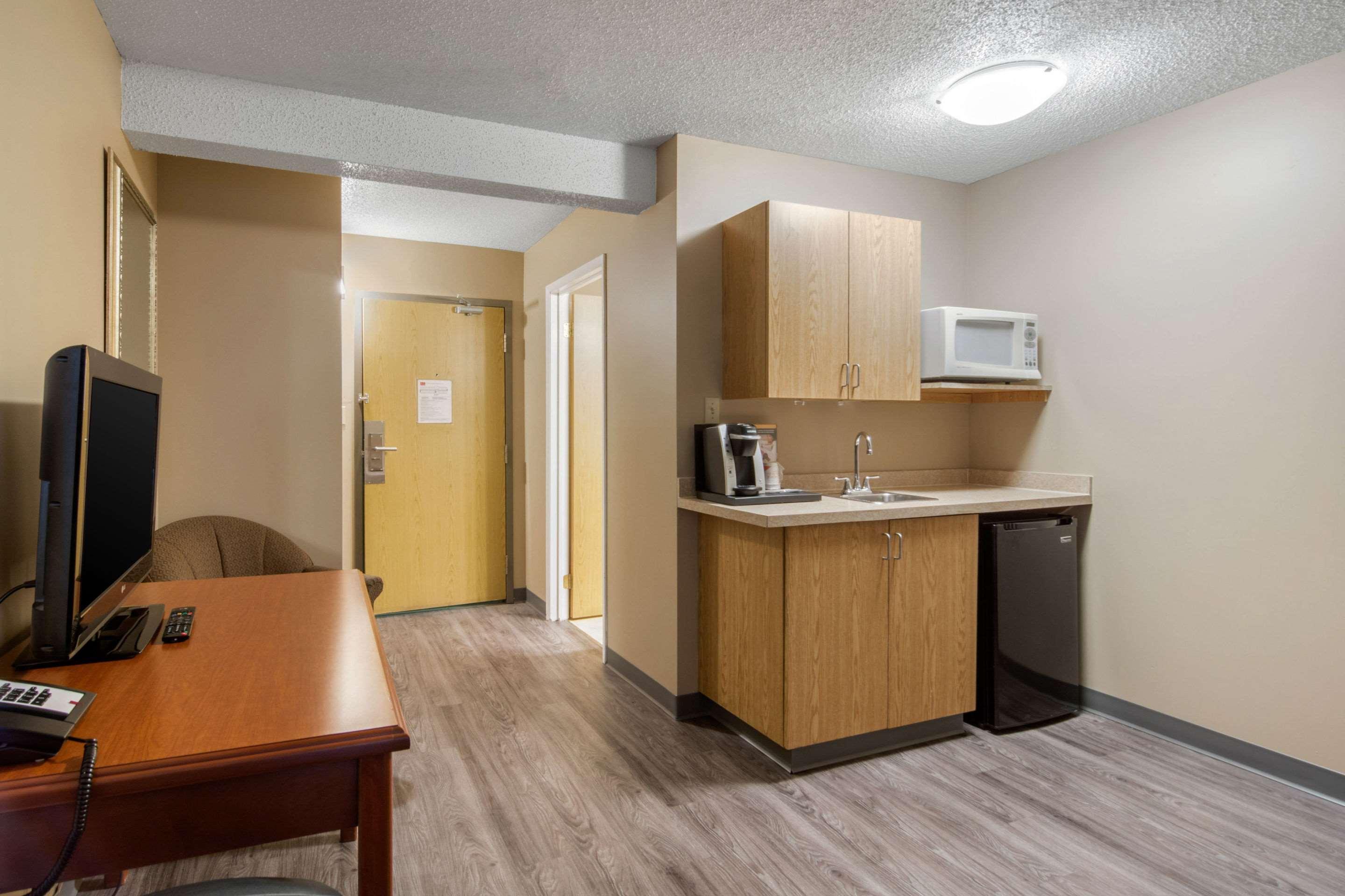Econo Lodge Regina Extérieur photo